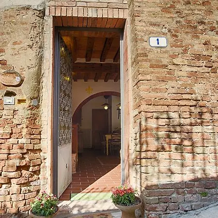 Tognazzi - Casa Il Giglio