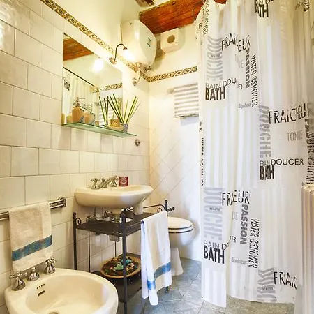 Tognazzi - Casa Il Giglio Apartment *